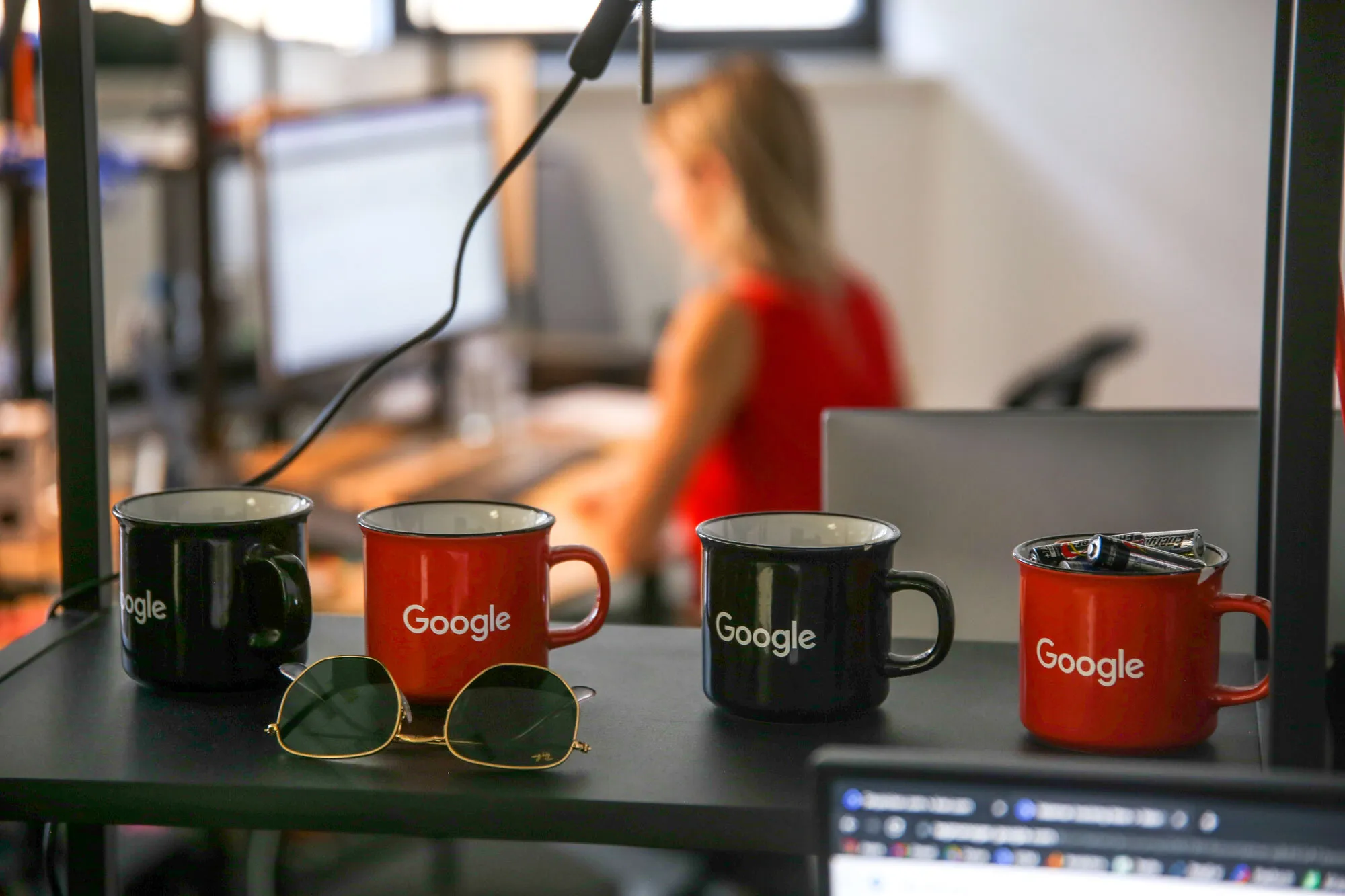 Lemax: Redefining B2B Advertising Strategy